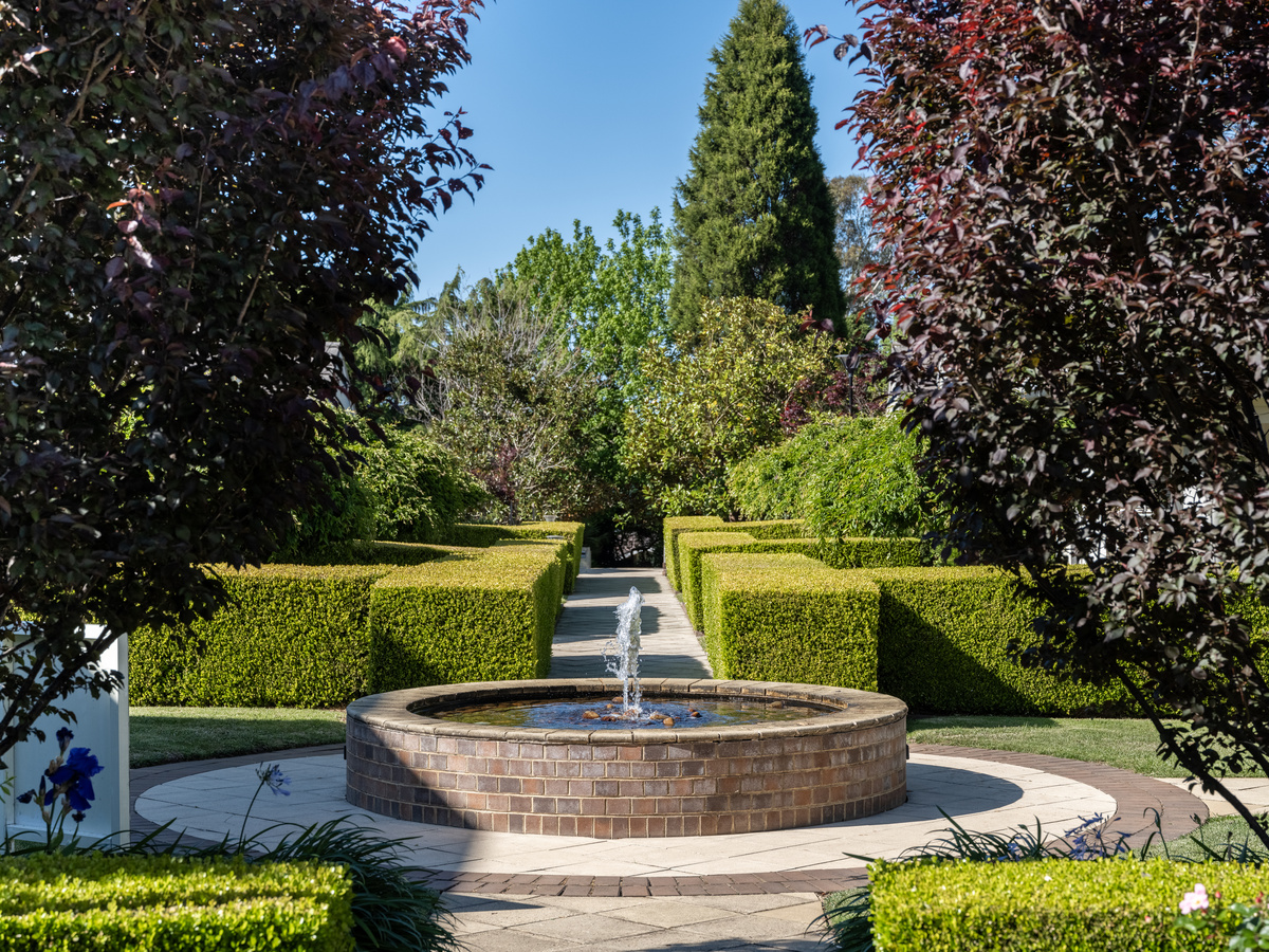 Michaela and her mum enjoy walking around the lovely gardens and sitting by the fountain