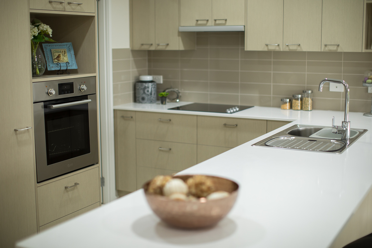 Meadowvale Village kitchen with modern appliances