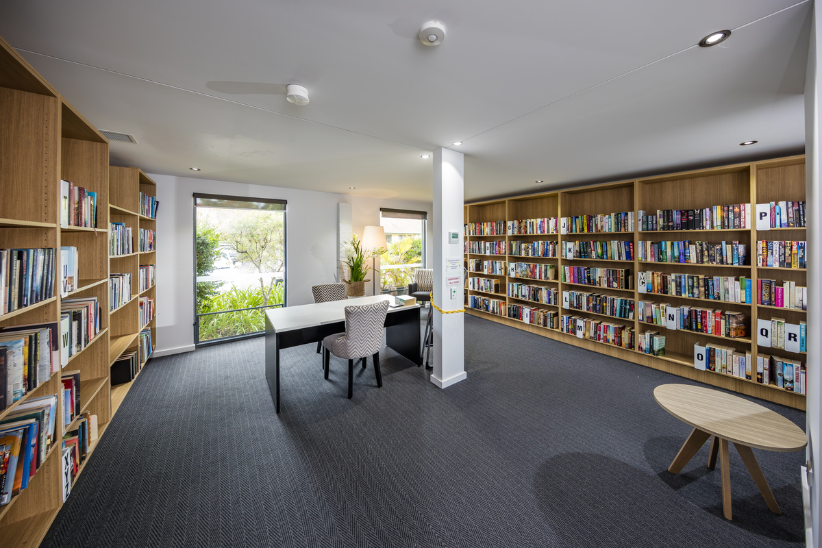 BONV - Lakeside Retirement Village - Village Photography Library