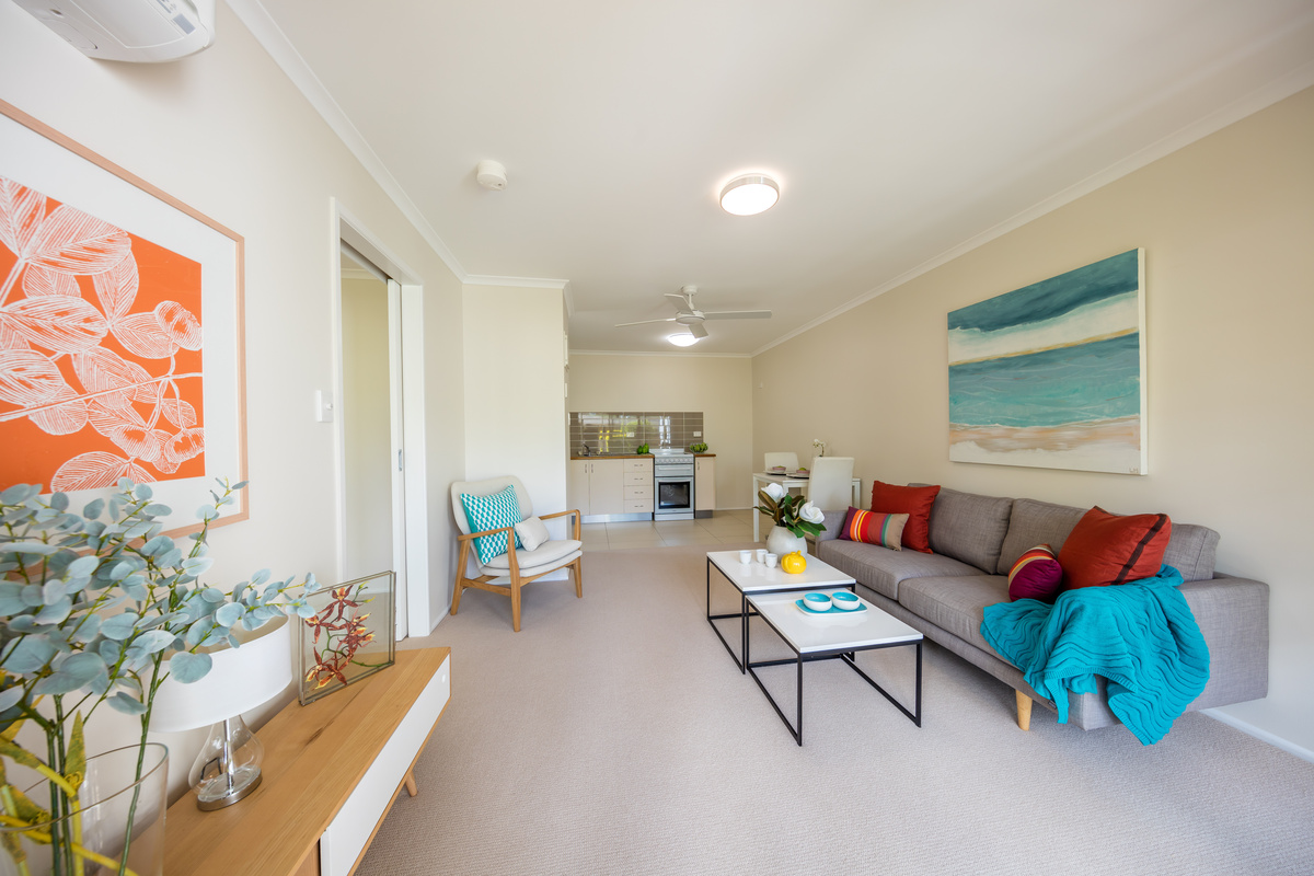 NAMV - Hibiscus Nambour - Village Photography Living Area