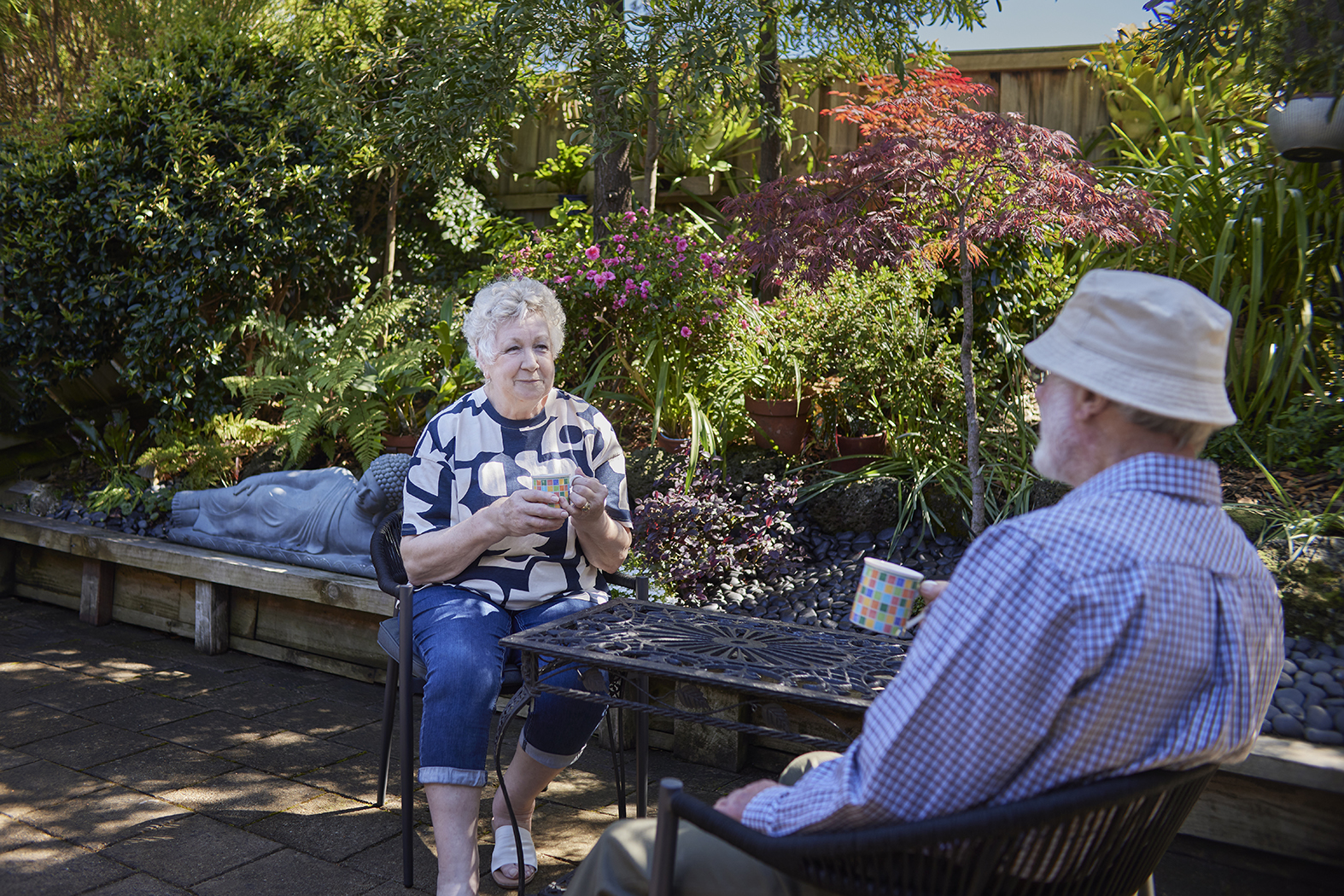 FHRV Forest Hills Residents having coffee
