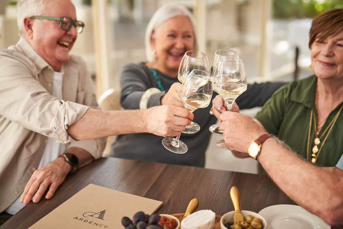 Residents enjoying fine dining at Brookside Restaurant