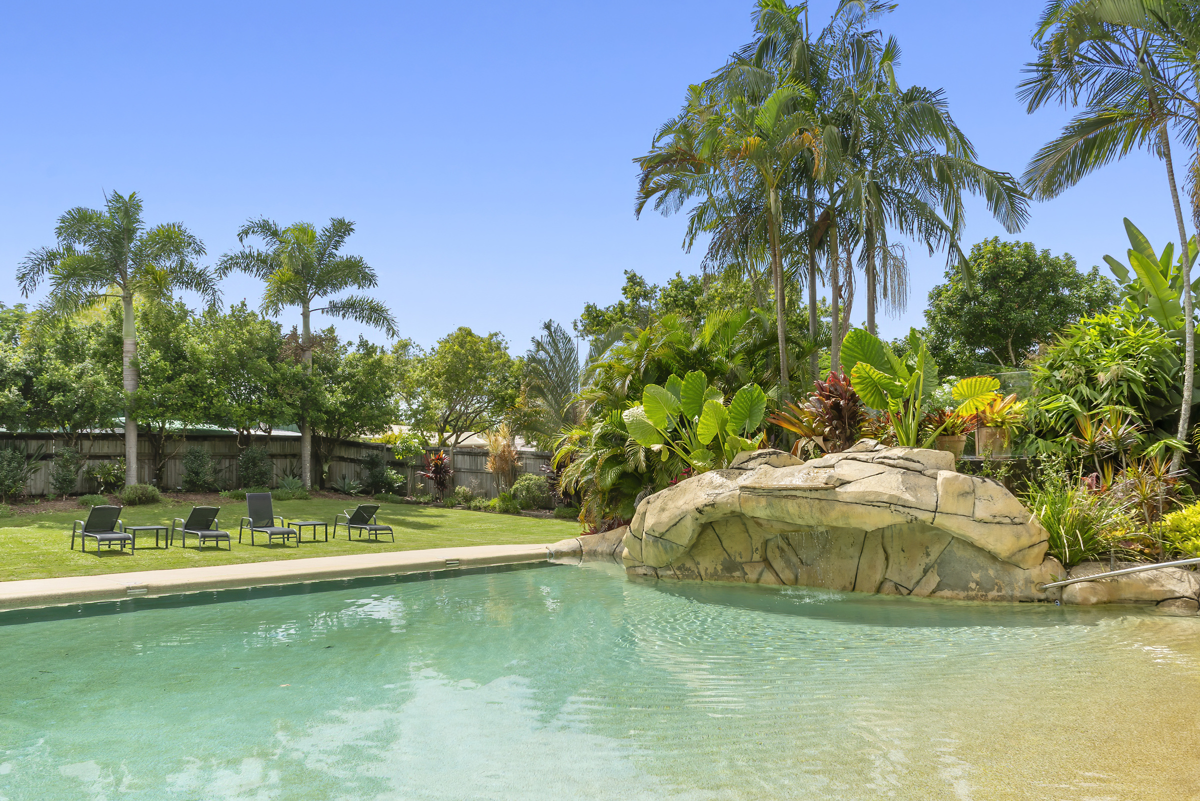 Hibiscus Chancellor Park pool 