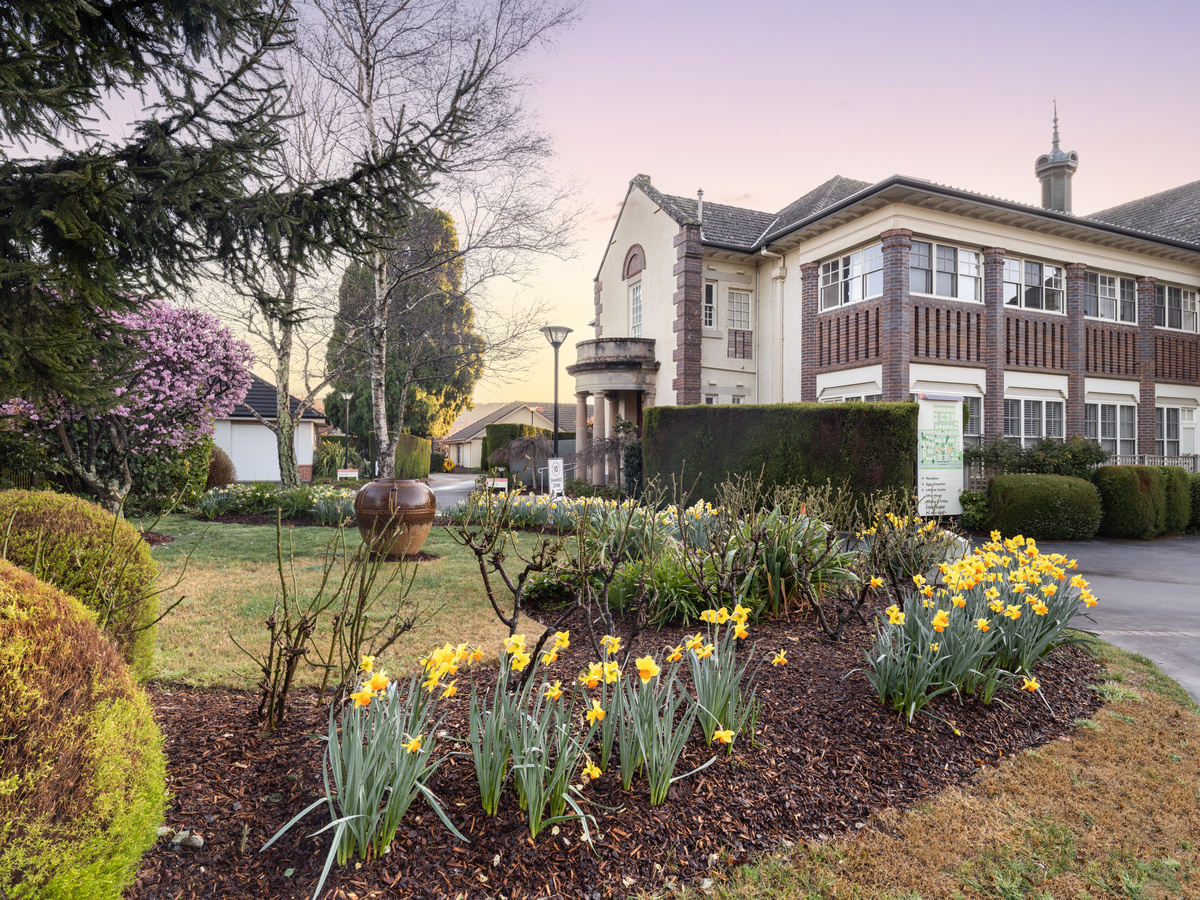 Annesley Bowral - Village Photography  Side Entrance