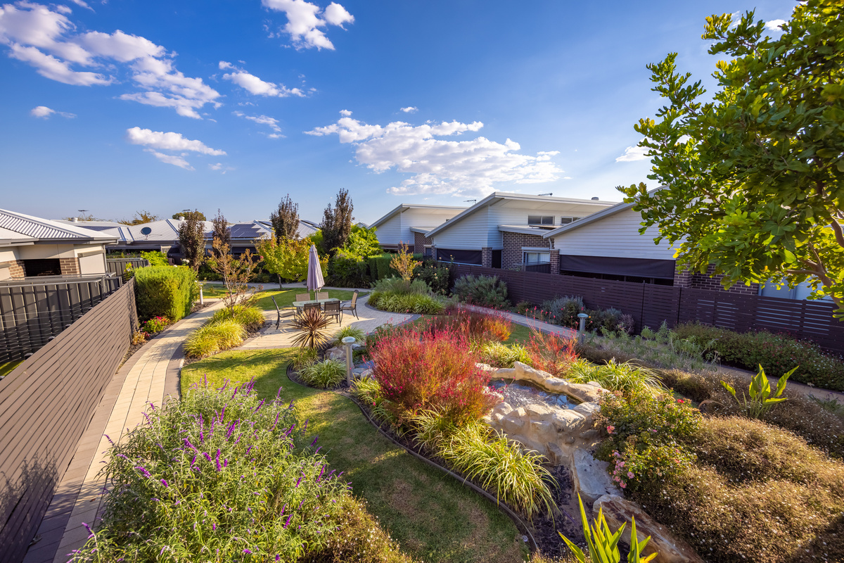 TGRV - Trinity Green - Village Photography Garden