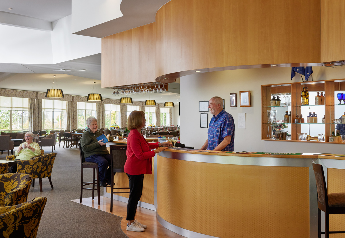 Lexington Gardens Bar