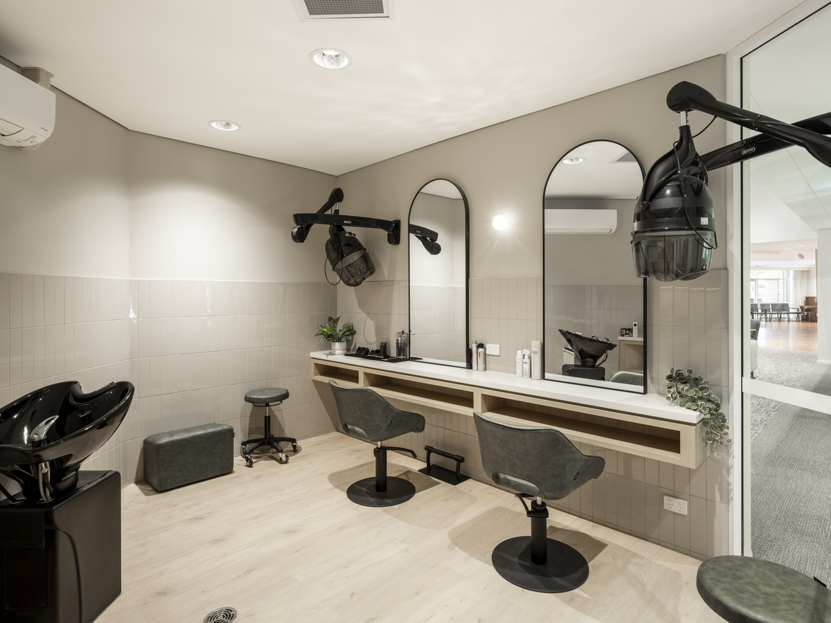 Lutanda Manor community center village amenities Area|Community