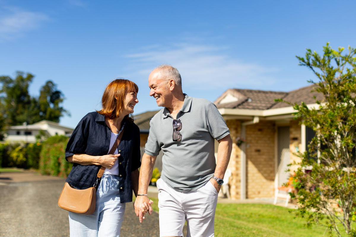 Hibiscus Nambour - Residents Walking