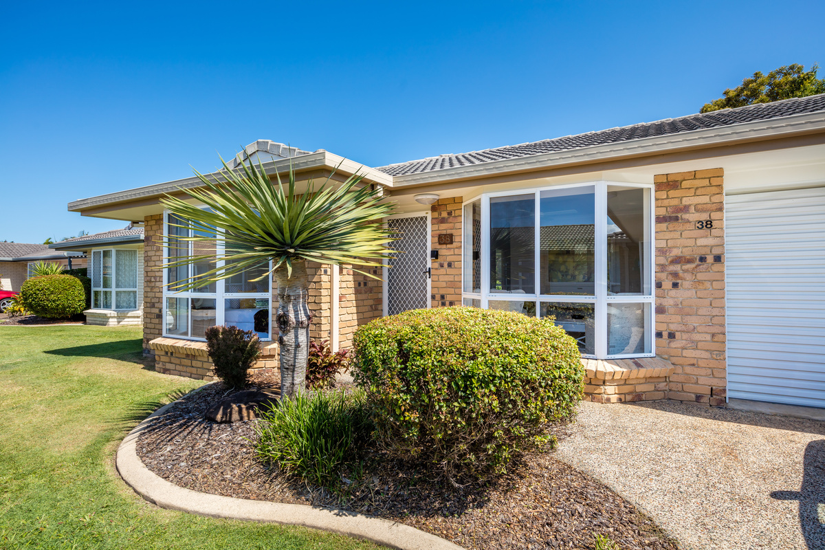 Hibiscus Buderim Meadows Village house