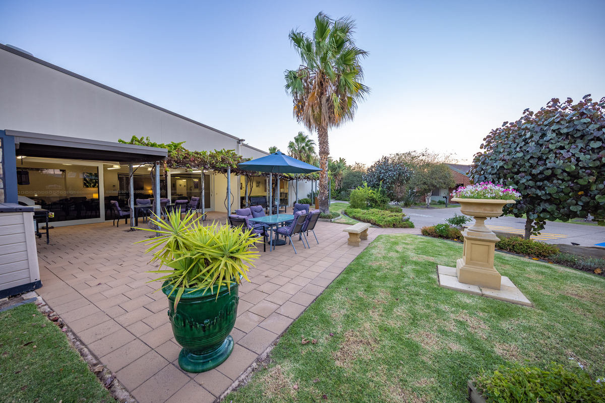 TGRV - Trinity Green - Village Photography Grounds