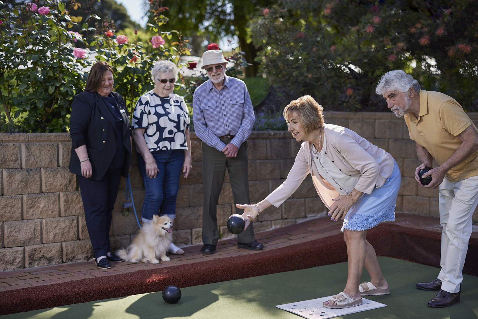 FHRV Forest Hills Residents watching a bowling green match