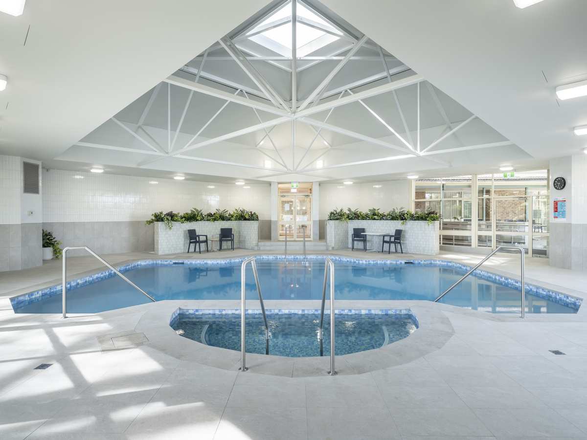 Lutanda Manor community center Pool