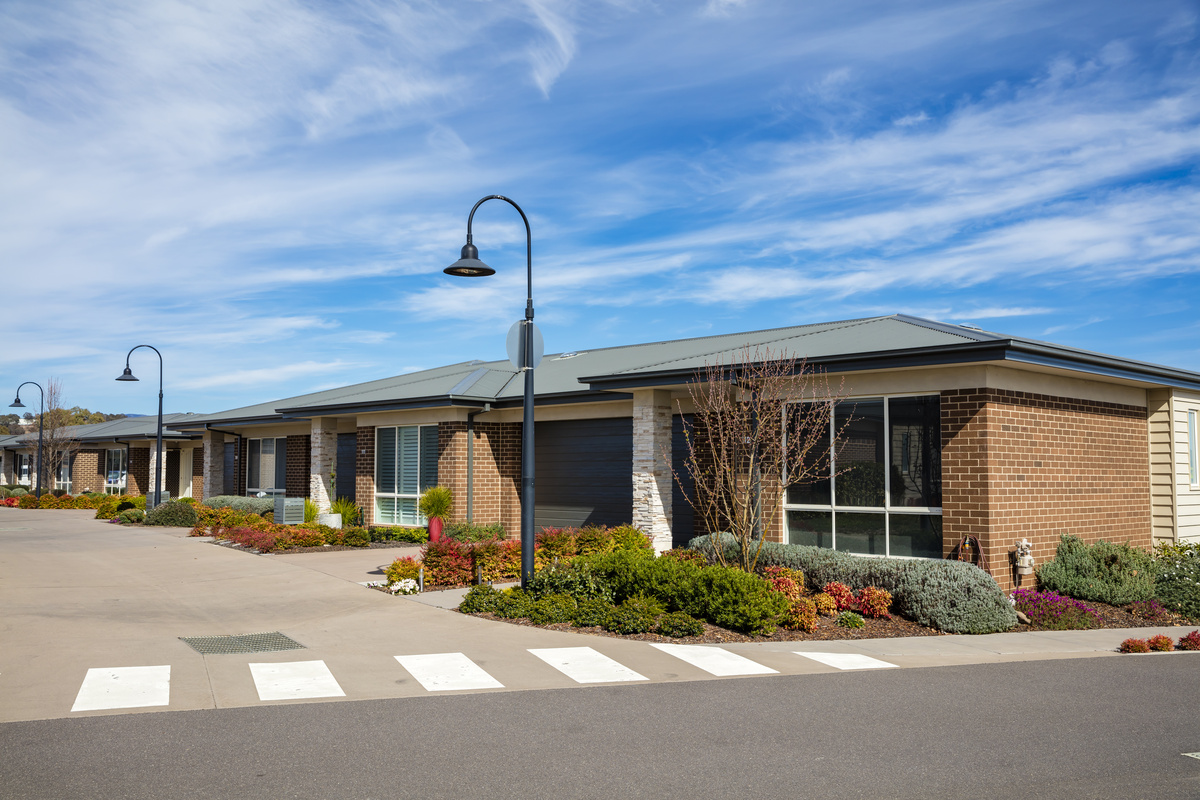 Isabella Gardens Village Photography Units