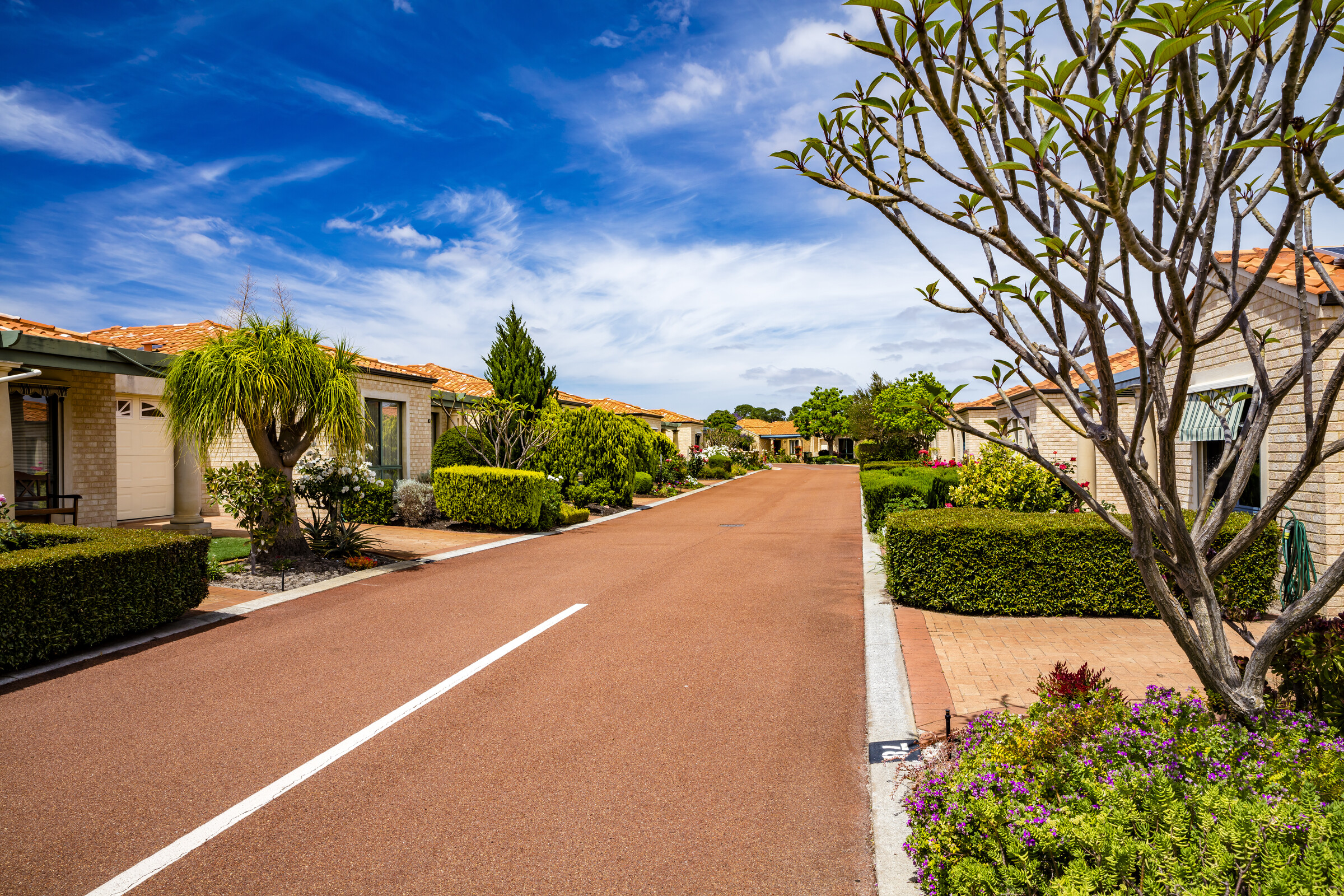 PINV - The Pines - Village Photography Streetscape