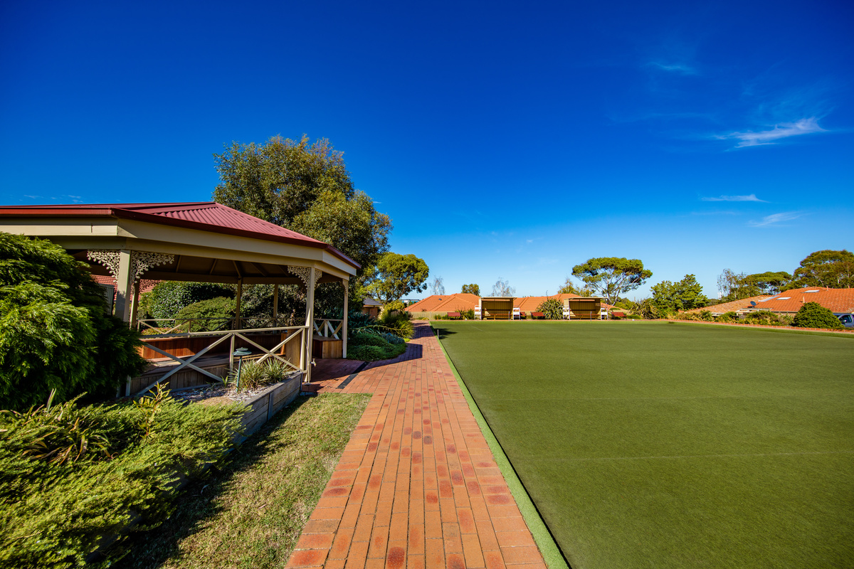 Fiddlers Green outdoor bowling green and rotunda