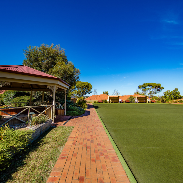 Fiddlers Green outdoor bowling green and rotunda