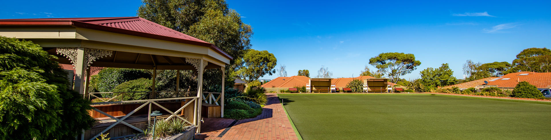 Fiddlers Green outdoor bowling green and rotunda