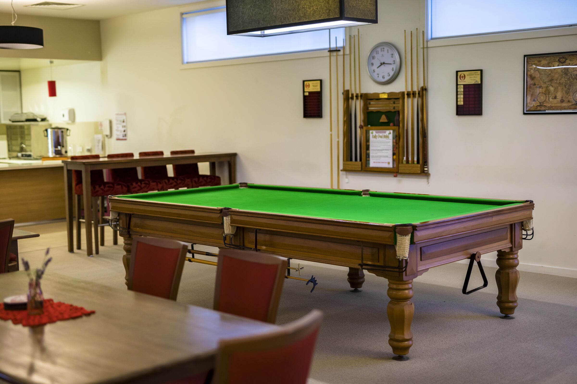 Caesia Gardens pool table room with nearby seating