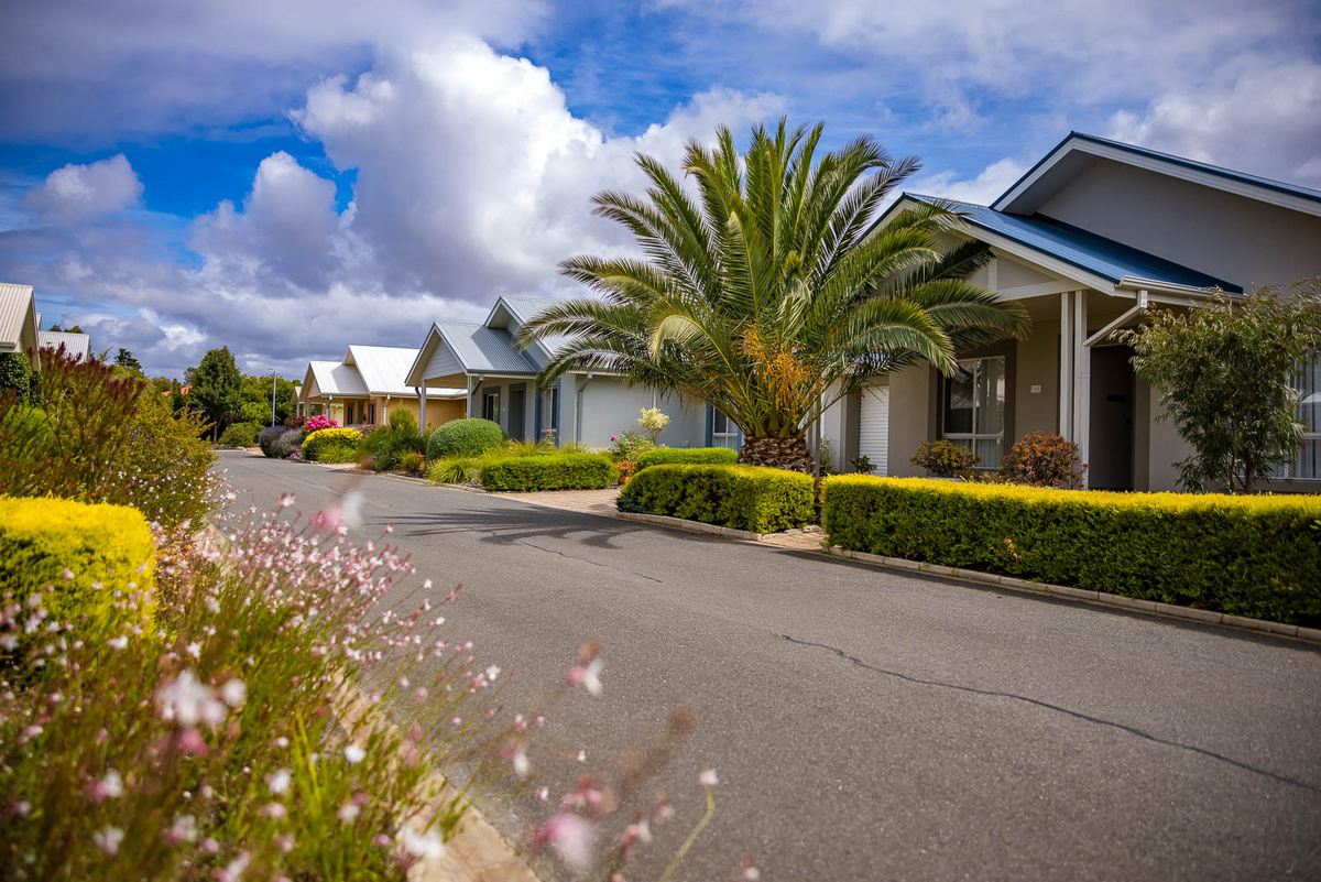 The units and villas at Elliot Gardens are designed to epitomise modern coastal living