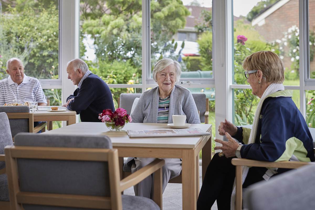 Viewbank Gardens residents enjoying the Community Centre