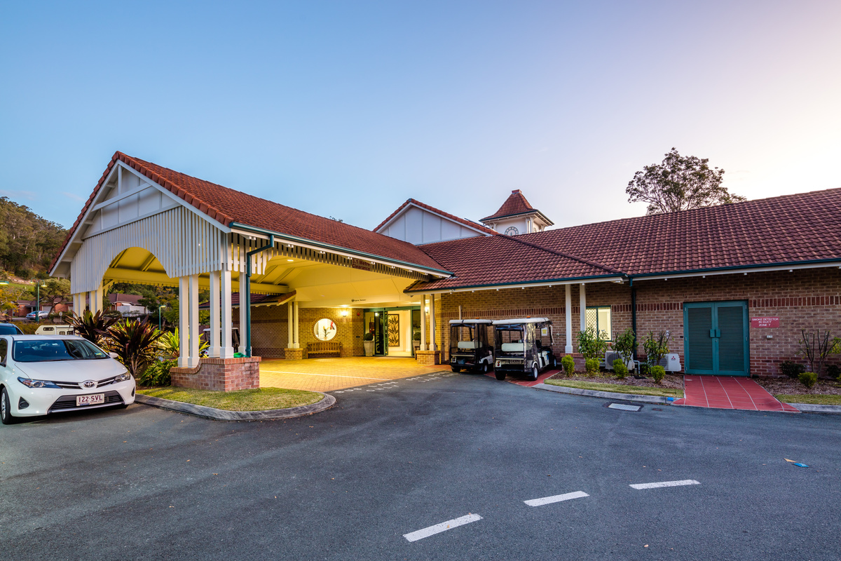 Keperra Santuary Village Photography Main Entrance